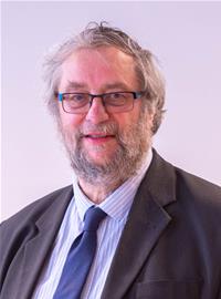 Profile image for Councillor Robert Leach